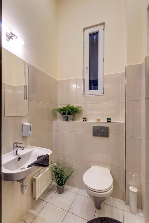 Real Apartments Klauzal บูดาเปสต์ ภายนอก รูปภาพ