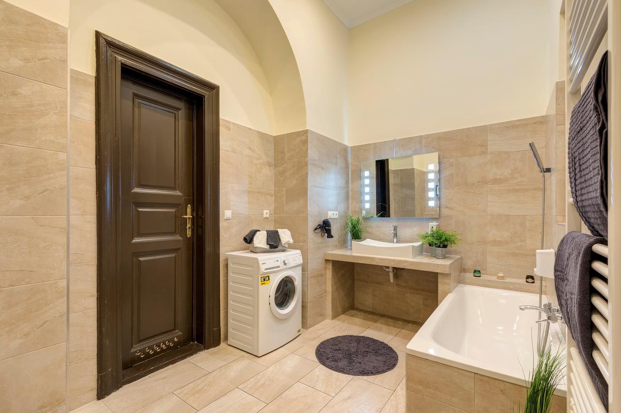 Real Apartments Klauzal บูดาเปสต์ ภายนอก รูปภาพ