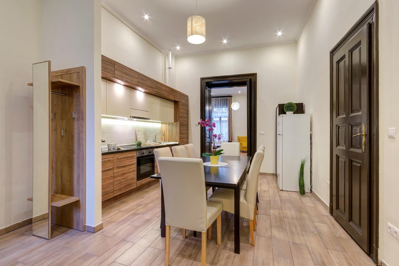 Real Apartments Klauzal บูดาเปสต์ ภายนอก รูปภาพ