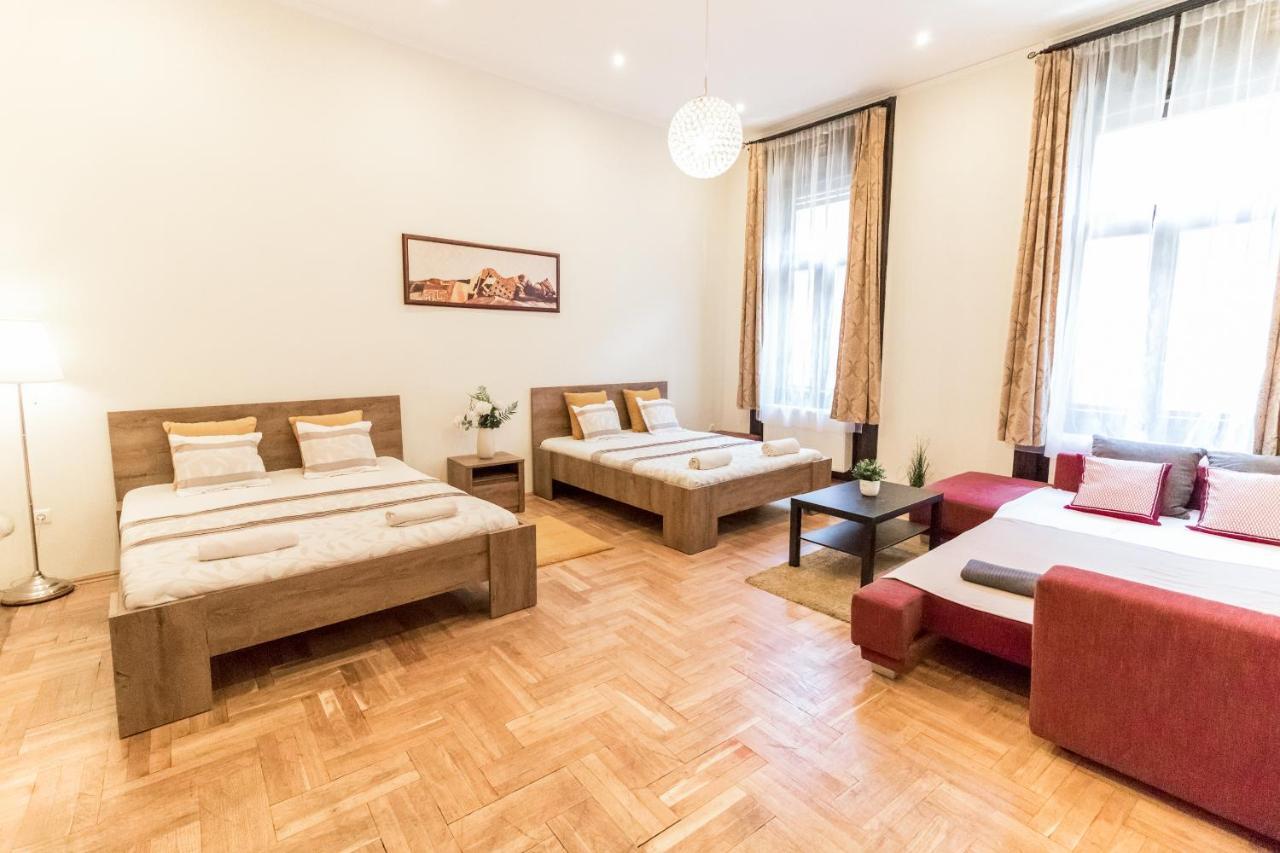 Real Apartments Klauzal บูดาเปสต์ ภายนอก รูปภาพ