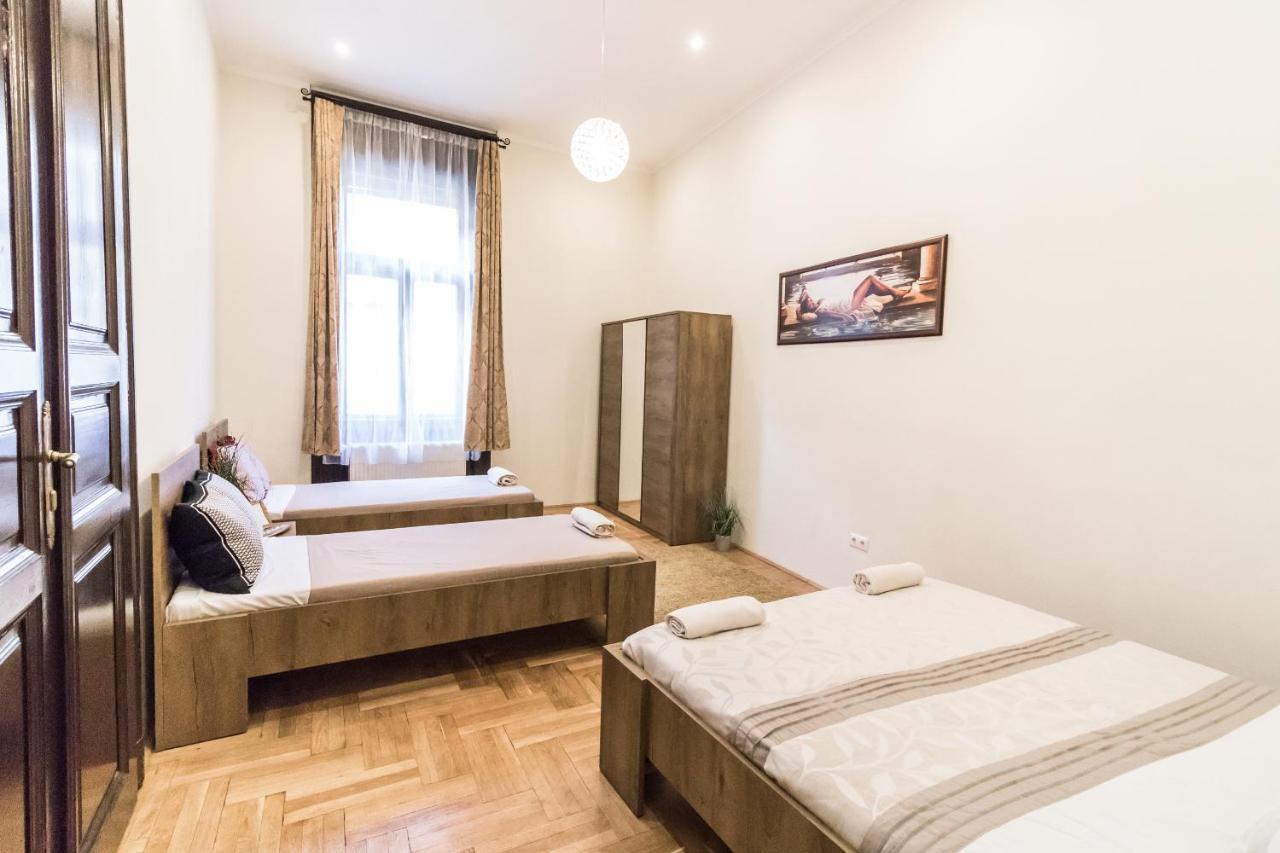 Real Apartments Klauzal บูดาเปสต์ ภายนอก รูปภาพ