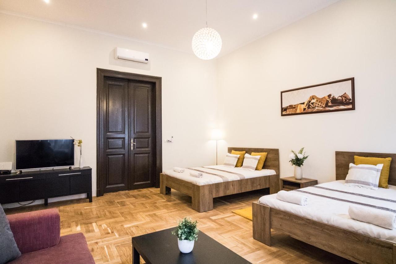 Real Apartments Klauzal บูดาเปสต์ ภายนอก รูปภาพ