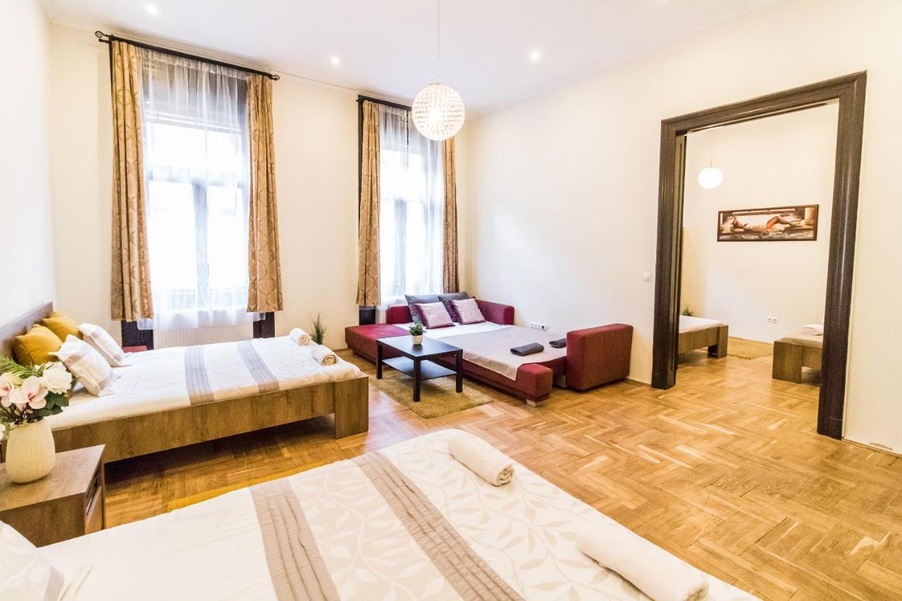 Real Apartments Klauzal บูดาเปสต์ ภายนอก รูปภาพ